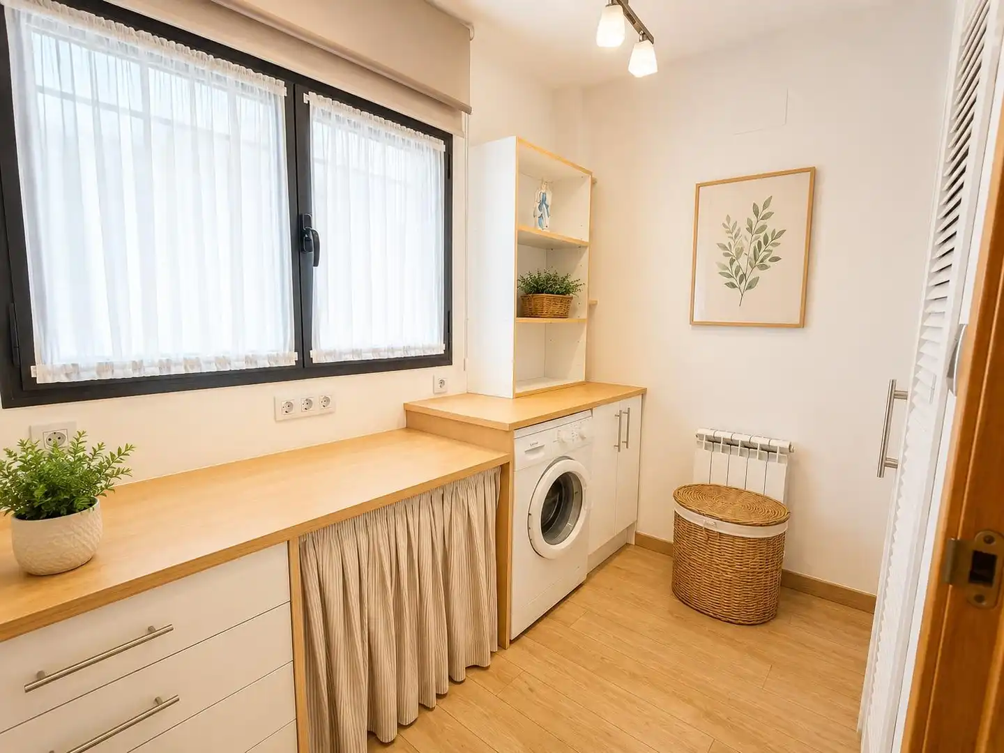 Dormitori de Casa o xalet en venda en Granada amb Piscina