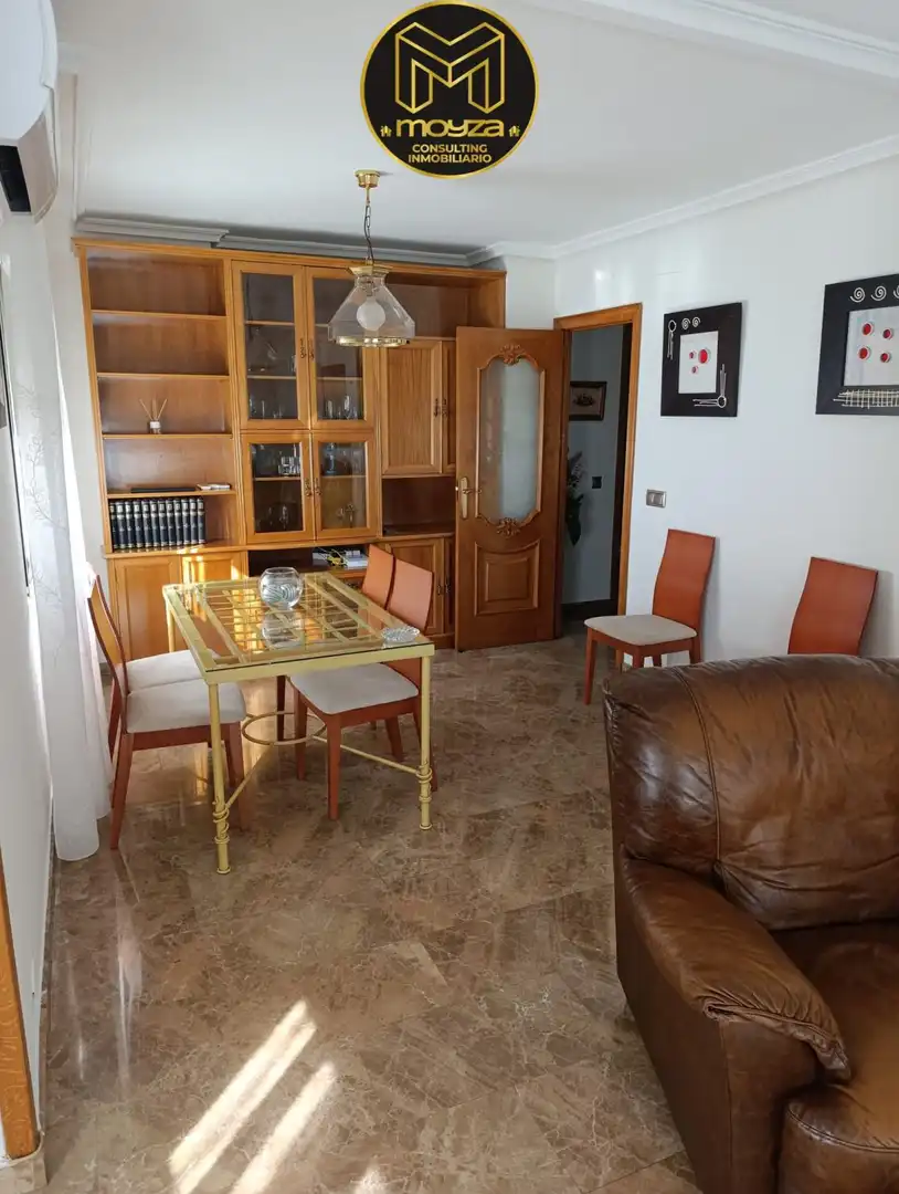 Esszimmer von Wohnung zur Miete in Jaén mit Klimaanlage und Heizung
