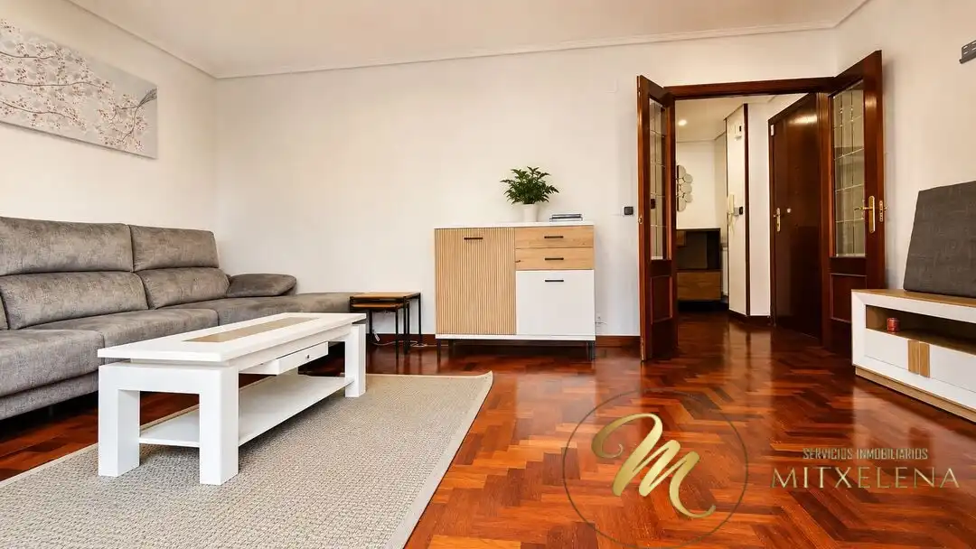 Wohnzimmer von Wohnung zum Verkauf in Leioa mit Heizung, Privatgarten und Terrasse
