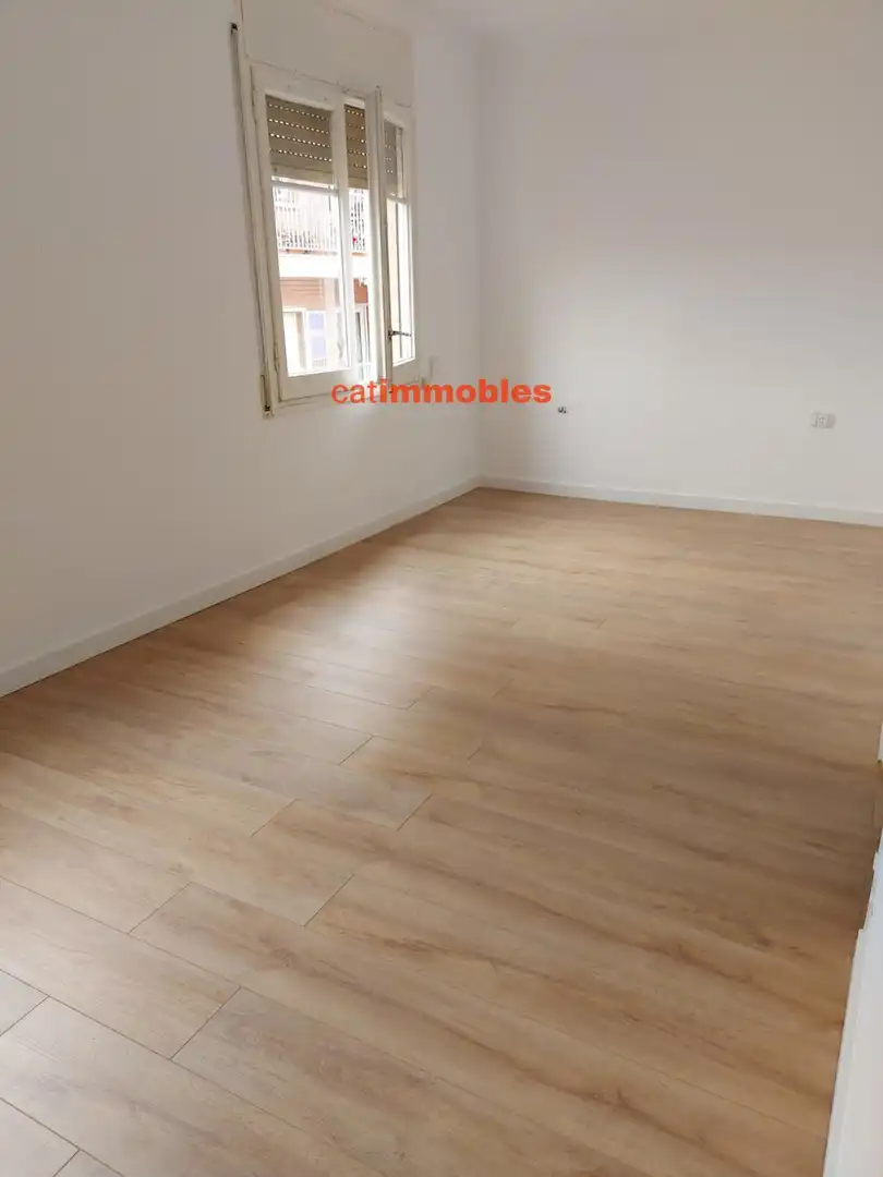 Dormitori de Edifici en venda en L'Hospitalet de Llobregat