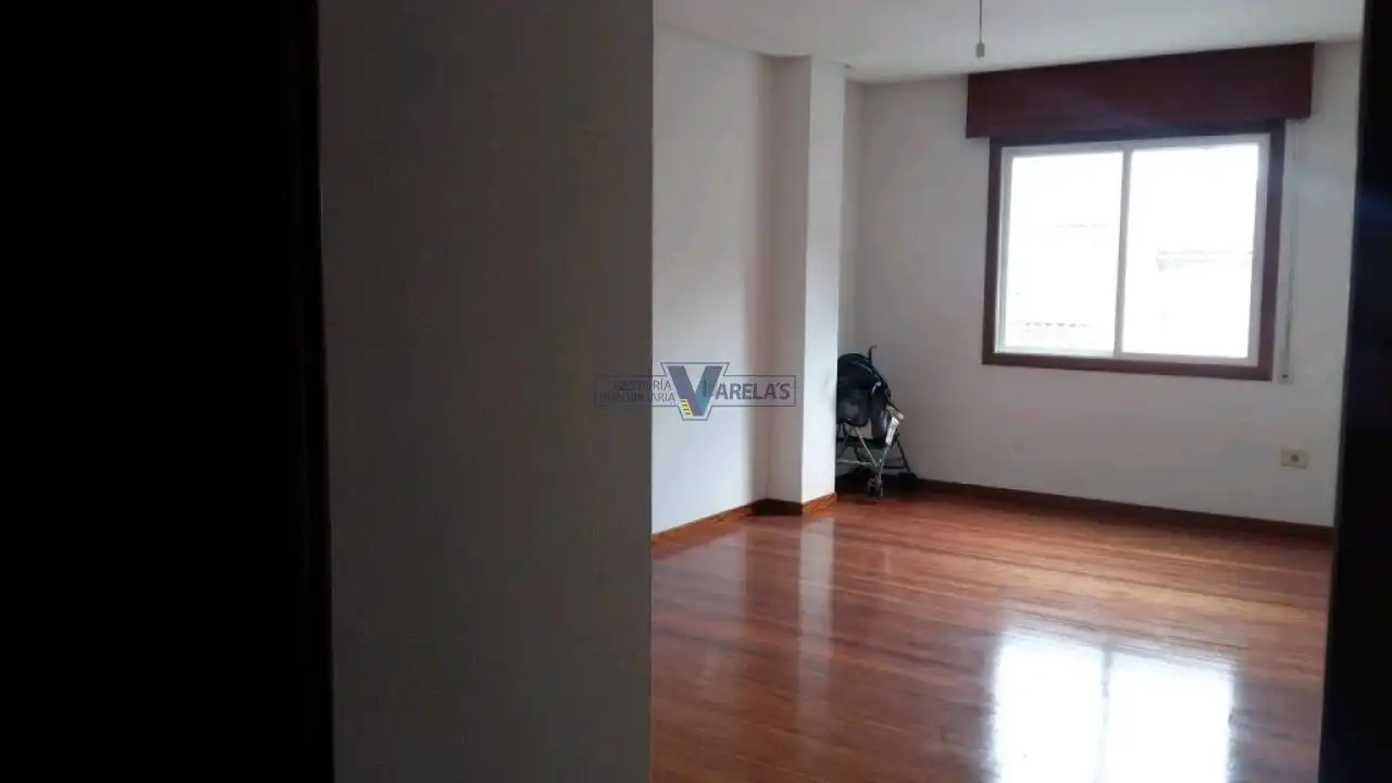 Schlafzimmer von Wohnung zum Verkauf in Maceda mit Abstellraum und Balkon