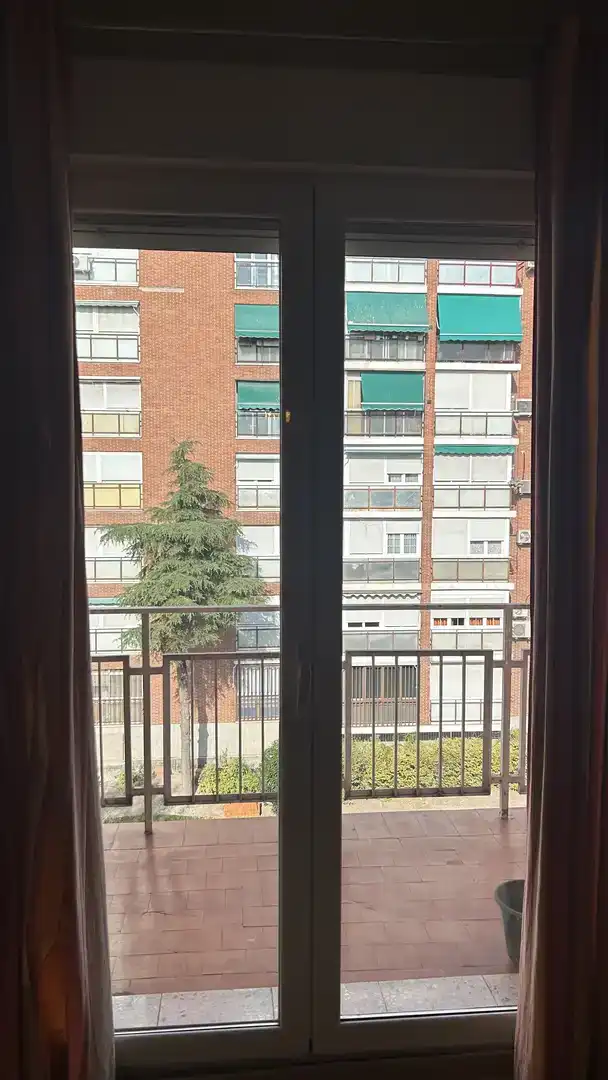 Terraza de Piso para compartir en Madrid con Aire acondicionado, Amueblado y Balcón