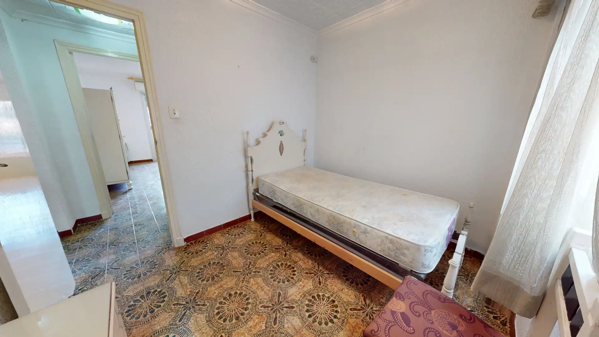 Habitación de Piso en venta en Elda