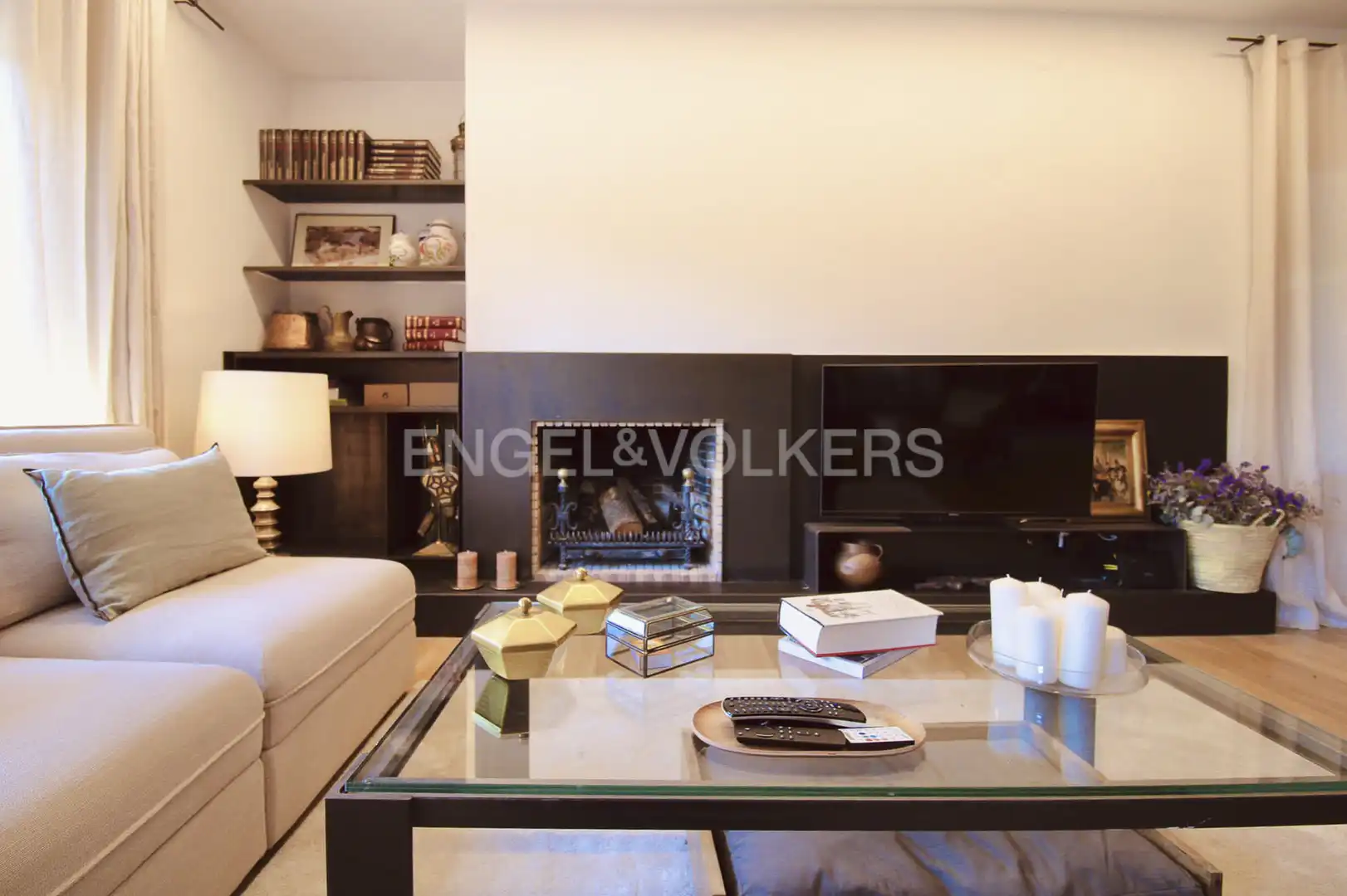 Sala de estar de Casa o chalet en venta en Seva con Aire acondicionado, Calefacción y Jardín privado