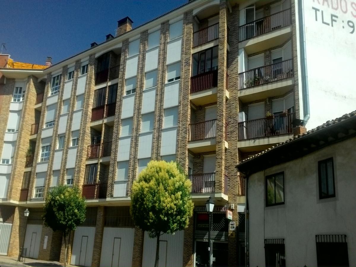 Außenansicht von Geschaftsraum zum verkauf in Santo Domingo de la Calzada