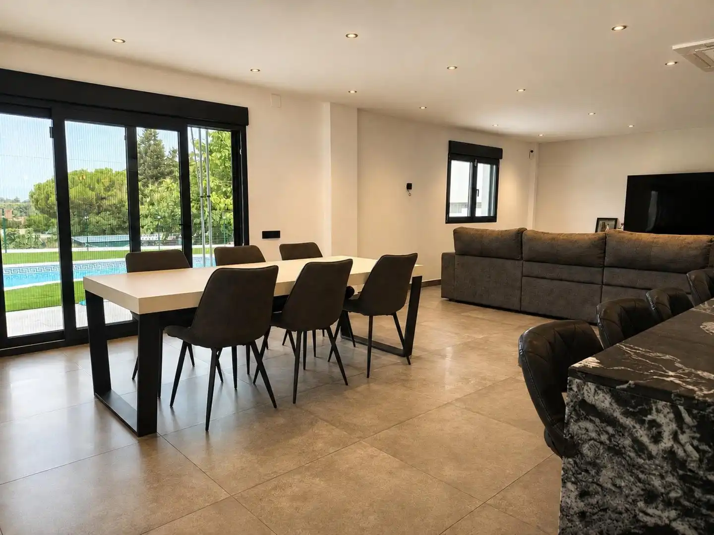 Comedor de Casa o chalet en venta en Els Pallaresos con Aire acondicionado, Calefacción y Terraza