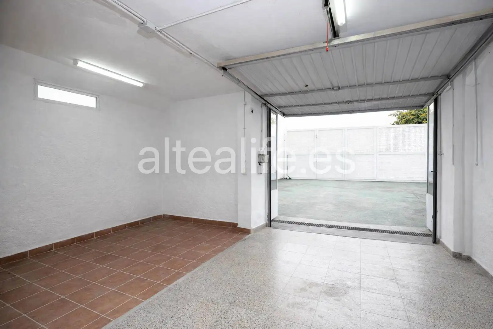 Casa adosada en venta en La Nucia con Aire acondicionado, Jardín privado y Terraza