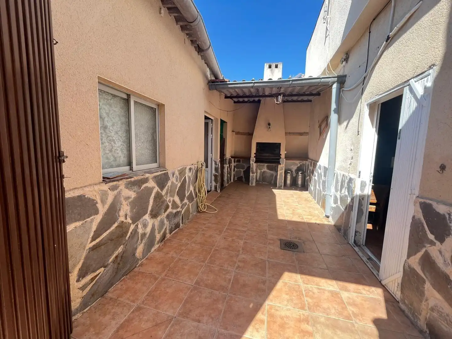 Vista exterior de Casa o chalet en venta en Torralba de Calatrava con Aire acondicionado, Calefacción y Jardín privado