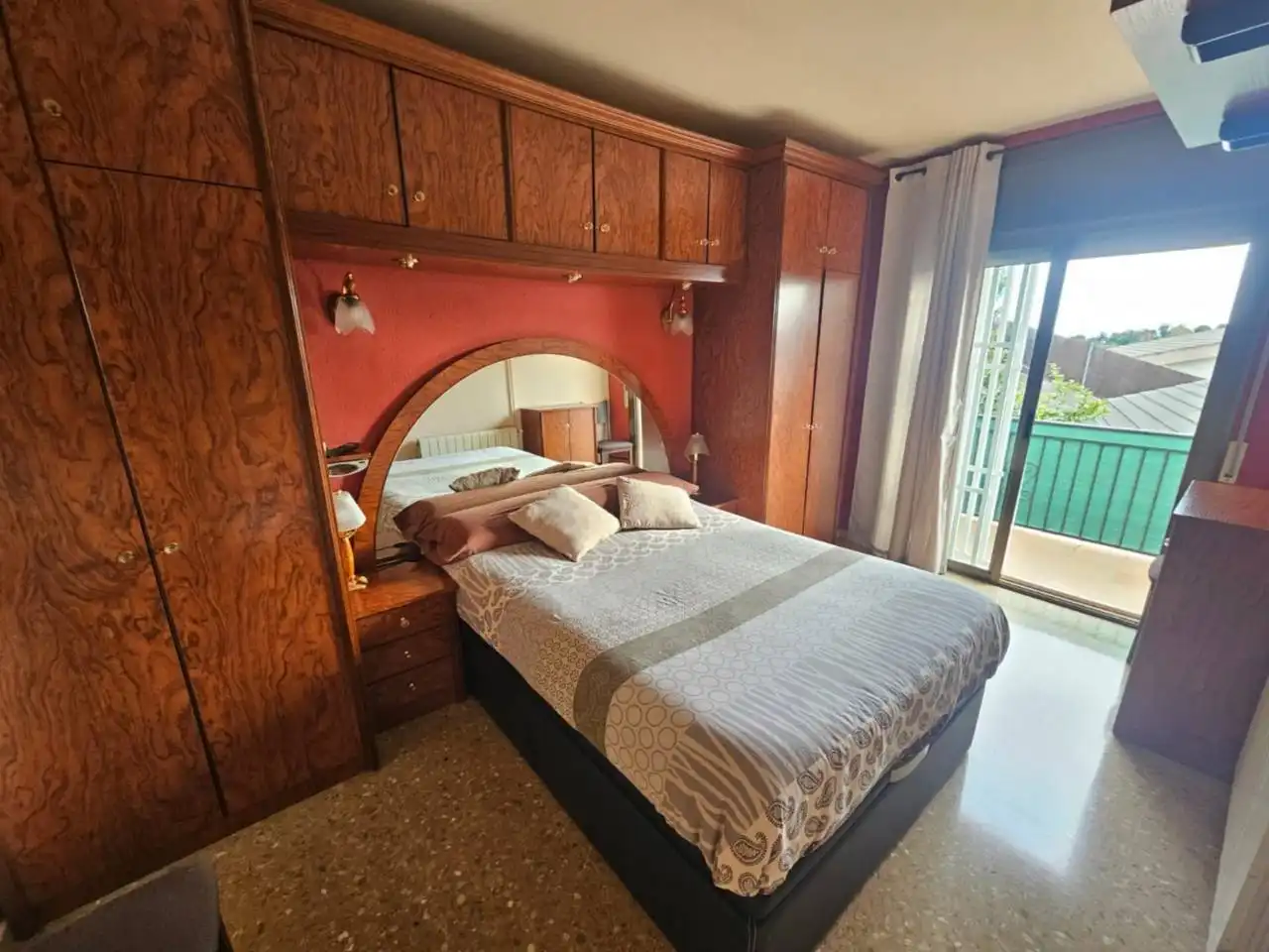 Dormitori de Casa o xalet en venda en Rubí amb Aire condicionat, Calefacció i Jardí privat