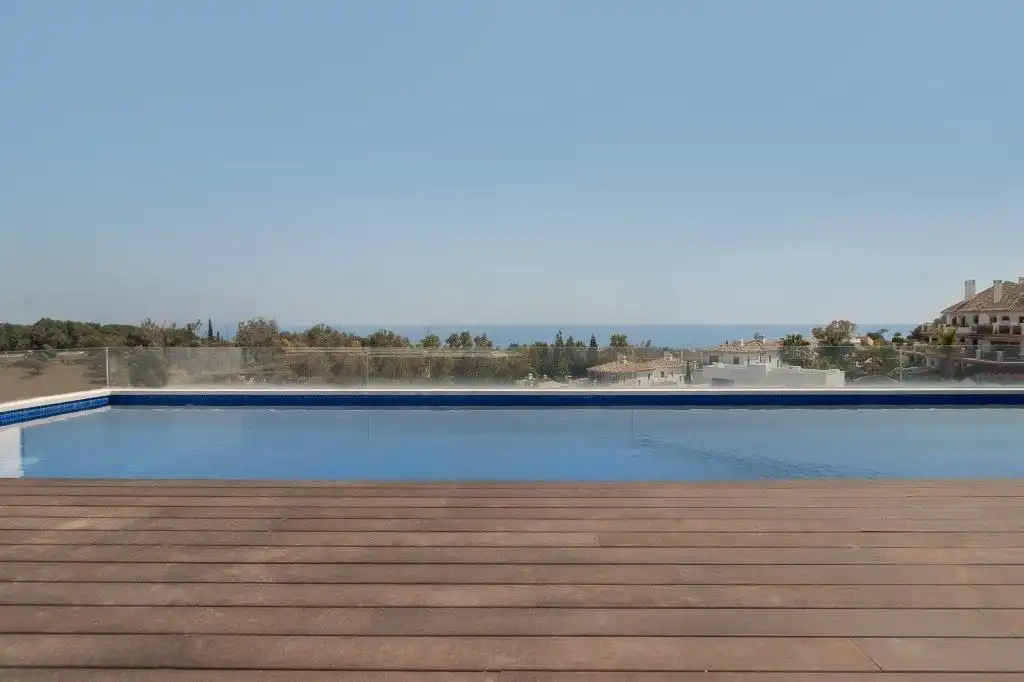 Piscina de Casa o chalet en venta en Marbella con Jardín privado, Terraza y Piscina