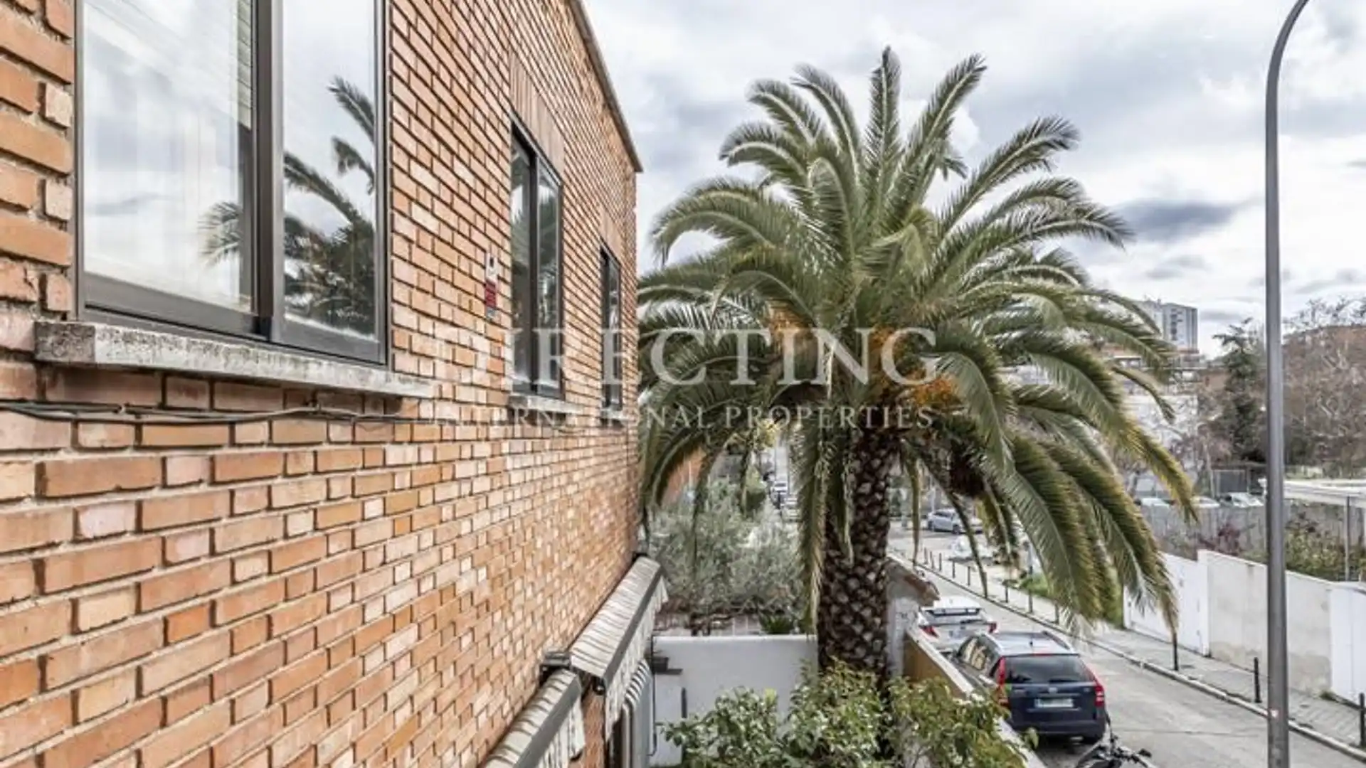 Exterior view of Houses for sale in  Madrid Capital  with Air Conditioner, Heating and Private garden