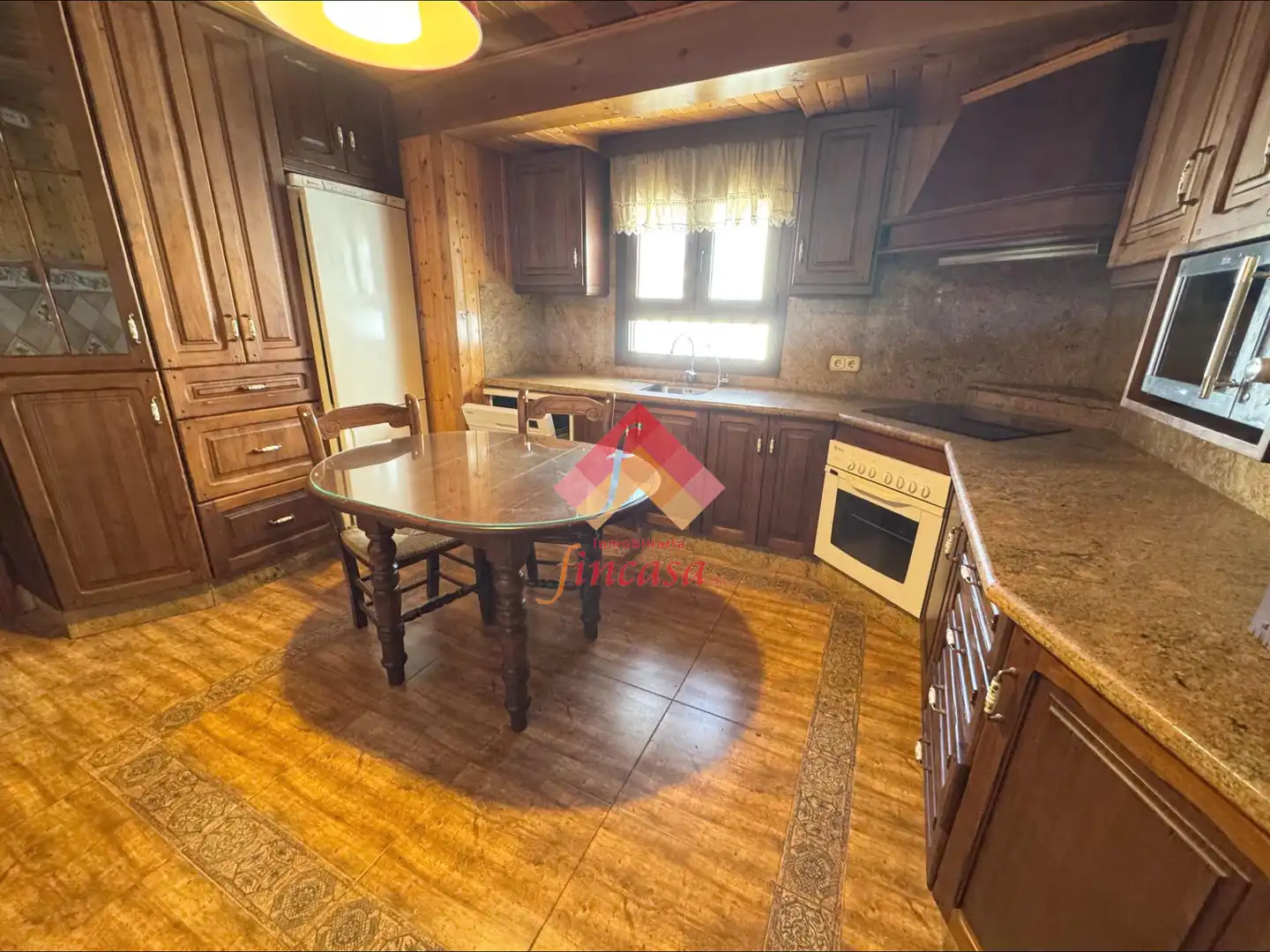 Cocina de Casa o chalet de alquiler en Ronda con Parquet, Terraza y Amueblado