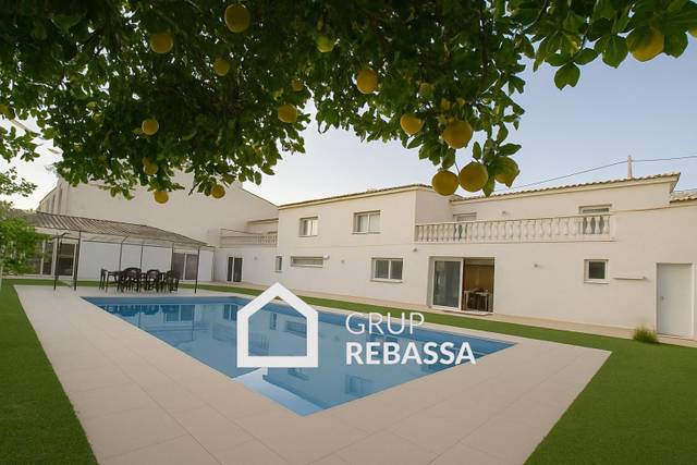 Casa-chalet en Venta en Els pla de na Tesa