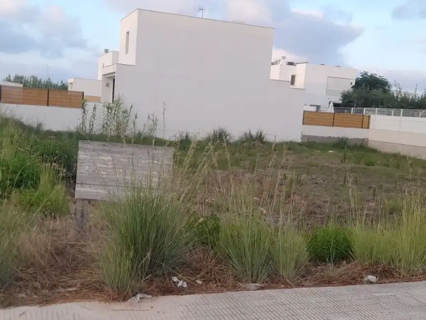 Terreno residencial en venta en Carrer del Avet 4