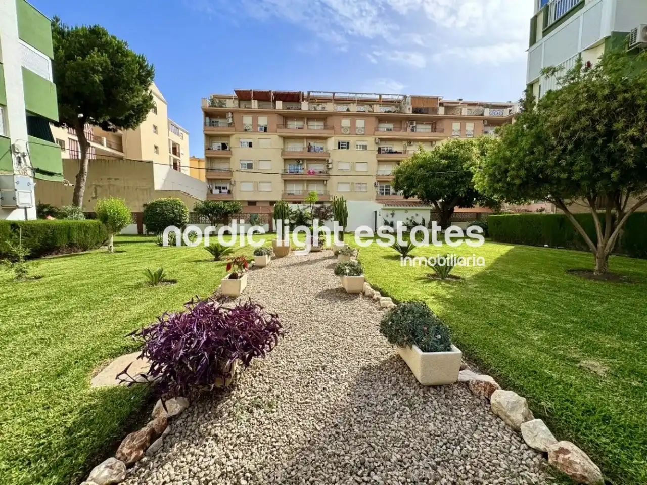 Flat with pool for sale in Torre del Mar, imagen 4