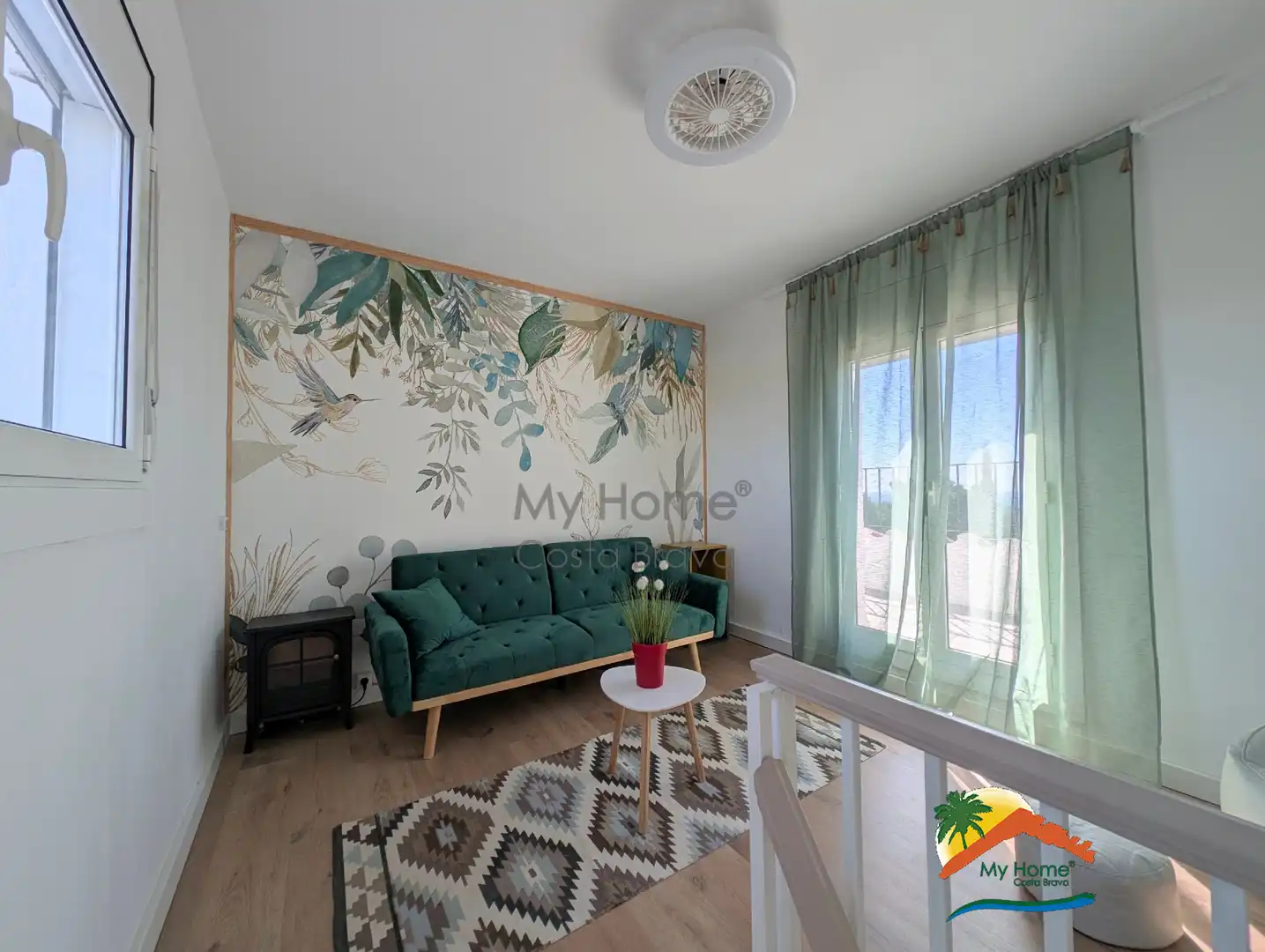 Sala d'estar de Casa o xalet en venda en Lloret de Mar amb Aire condicionat, Calefacció i Jardí privat