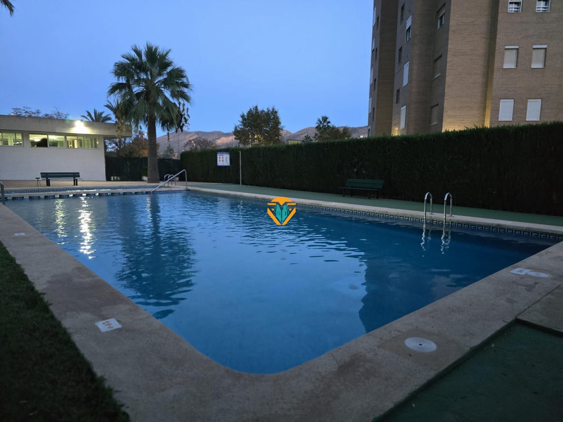 Piscina de Apartament en venda en Benidorm amb Aire condicionat i Piscina comunitària