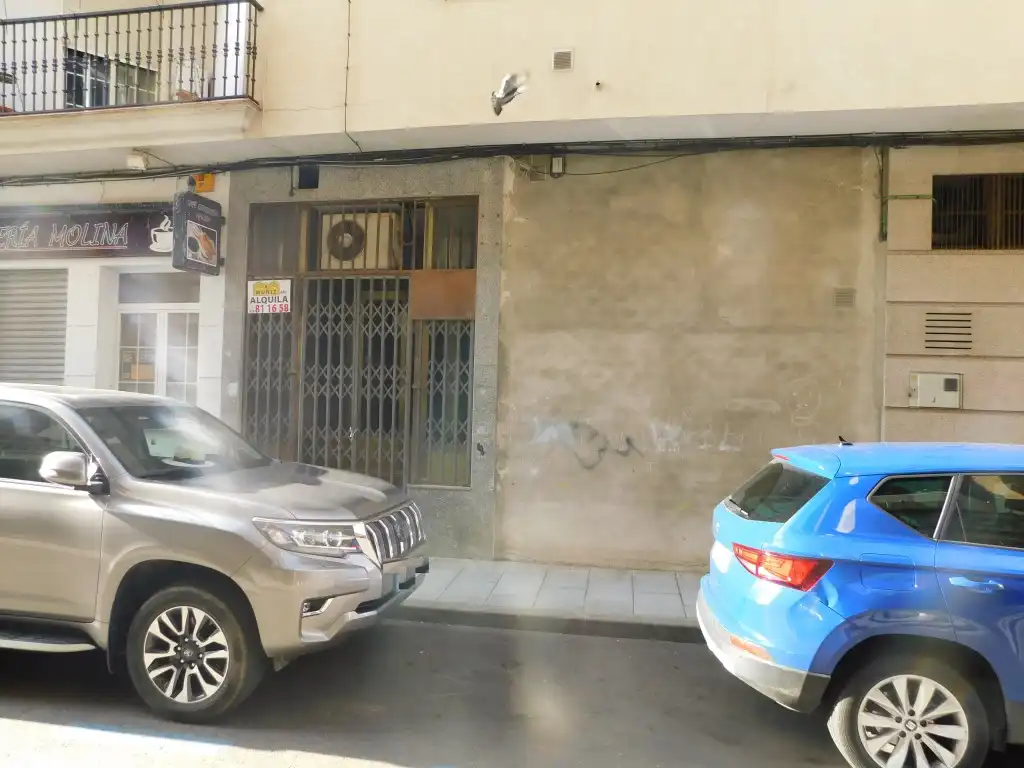 Local comercial en alquiler en Don Benito