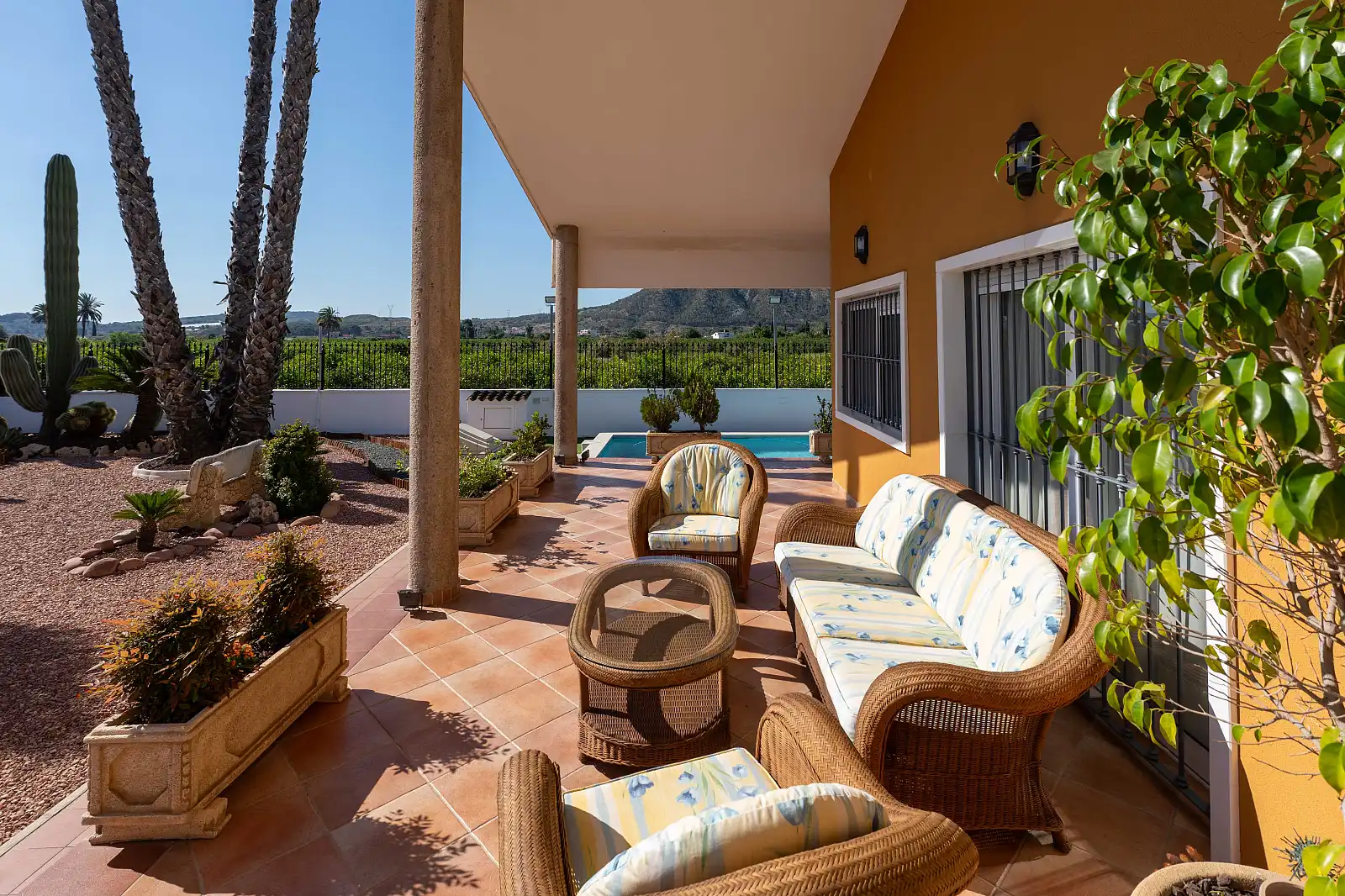 Terrassa de Casa o xalet en venda en Orihuela amb Aire condicionat, Jardí privat i Terrassa