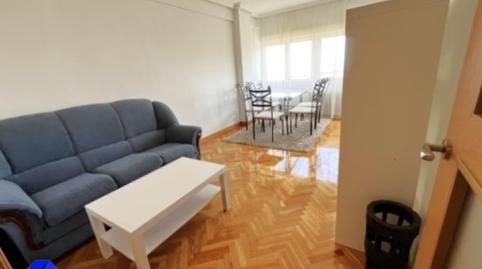 Foto 2 de Piso en venta en Oviedo - Emigrante, San Lázaro - Otero - Villafría, Asturias