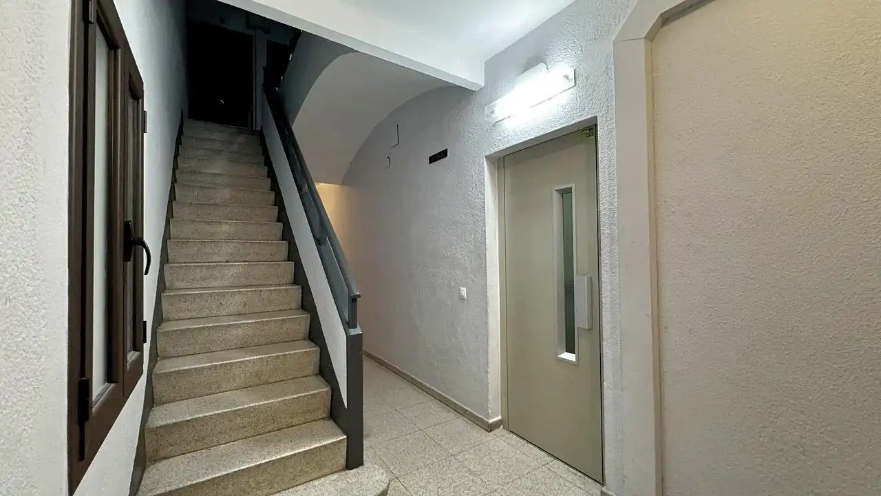 Flat with terrace for sale in Calle BAC DE RODA, imagen 35