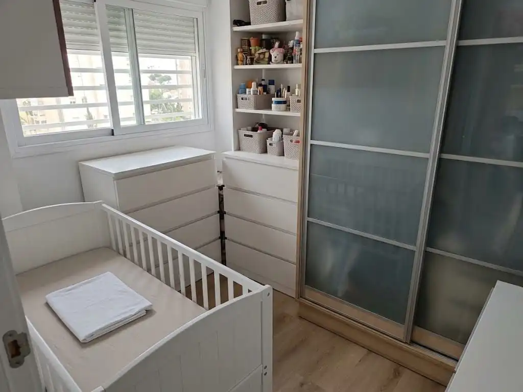 Apartamento con piscina en venta en Avinguda Marina Alta 6, imagen 5