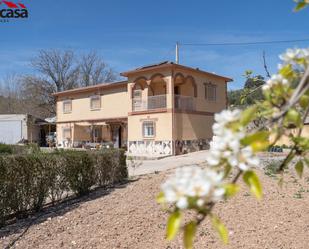 Vista exterior de Finca rústica en venda en Montefrío amb Terrassa i Piscina