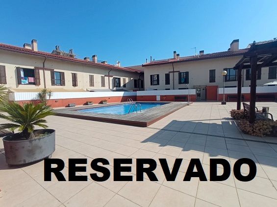 Piscina de Dúplex en venda en Vila-seca amb Aire condicionat, Calefacció i Parquet