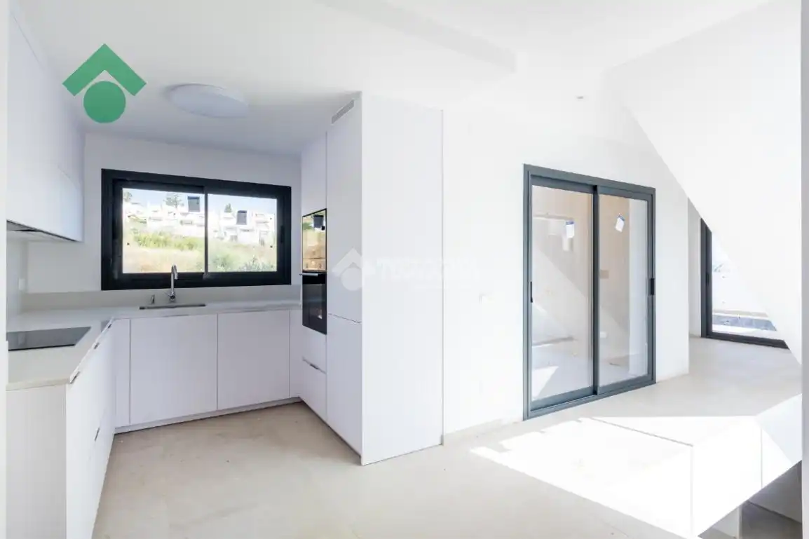 Kitchen of Detached homes for sale in Nerja