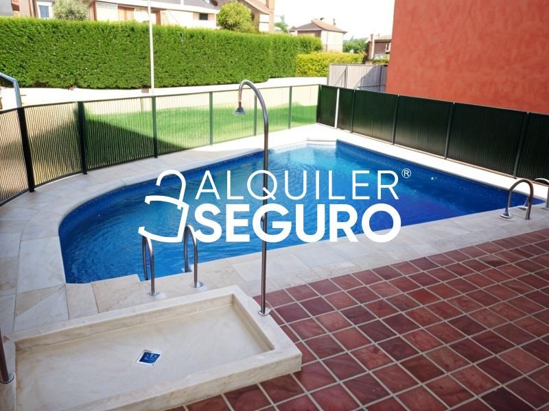 Swimming pool of Flat to rent in San Fernando de Henares  with Heating, Storage room and Swimming Pool