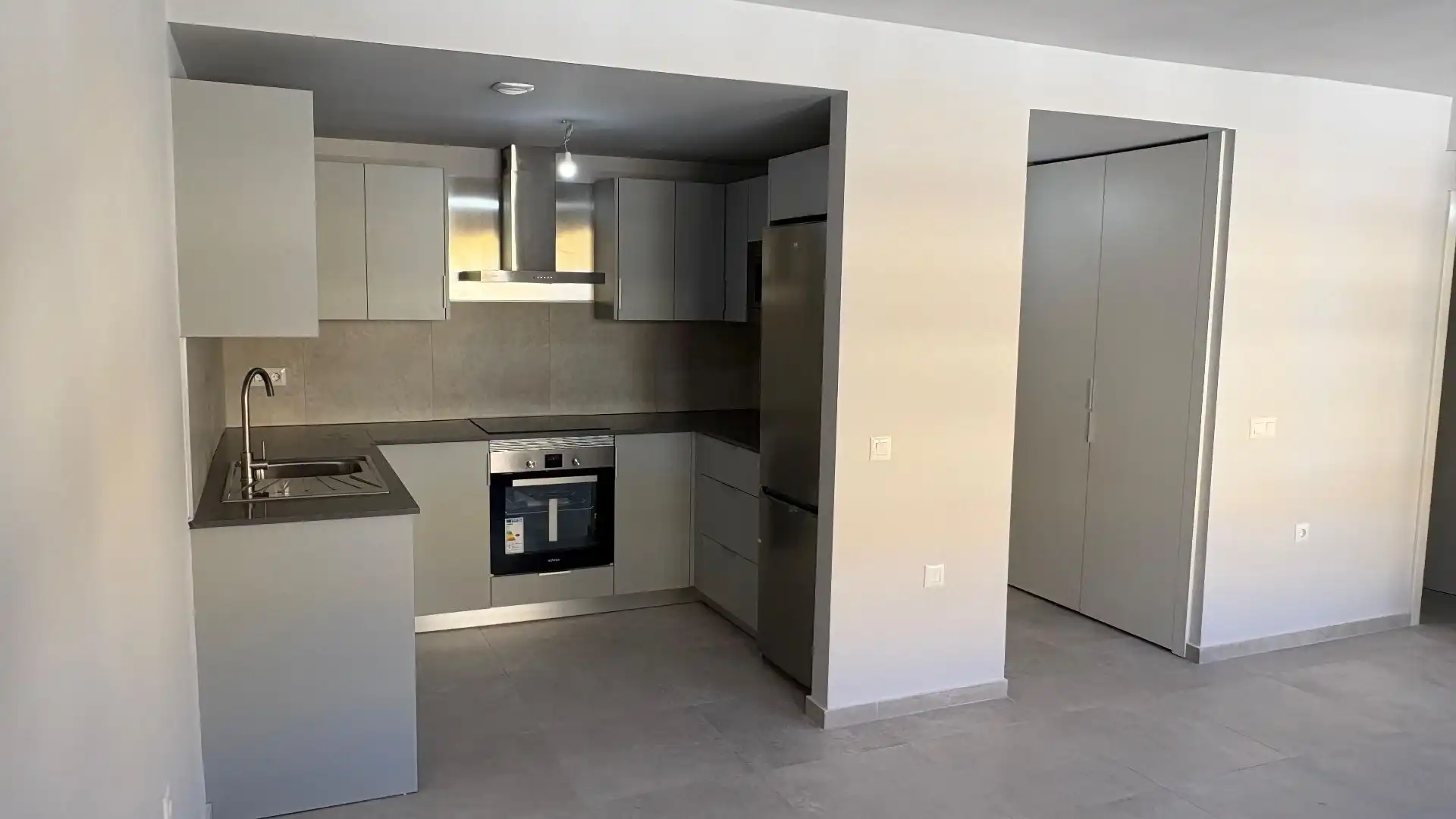 Cocina de Apartamento en venta en Arona con Terraza, Trastero y Domótica
