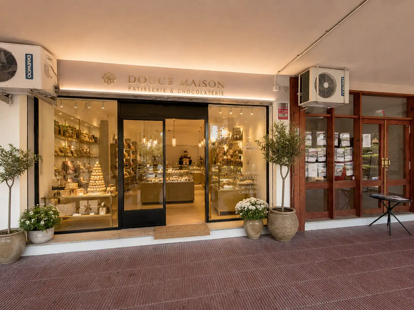Commercial properties for rent in Empuriabrava