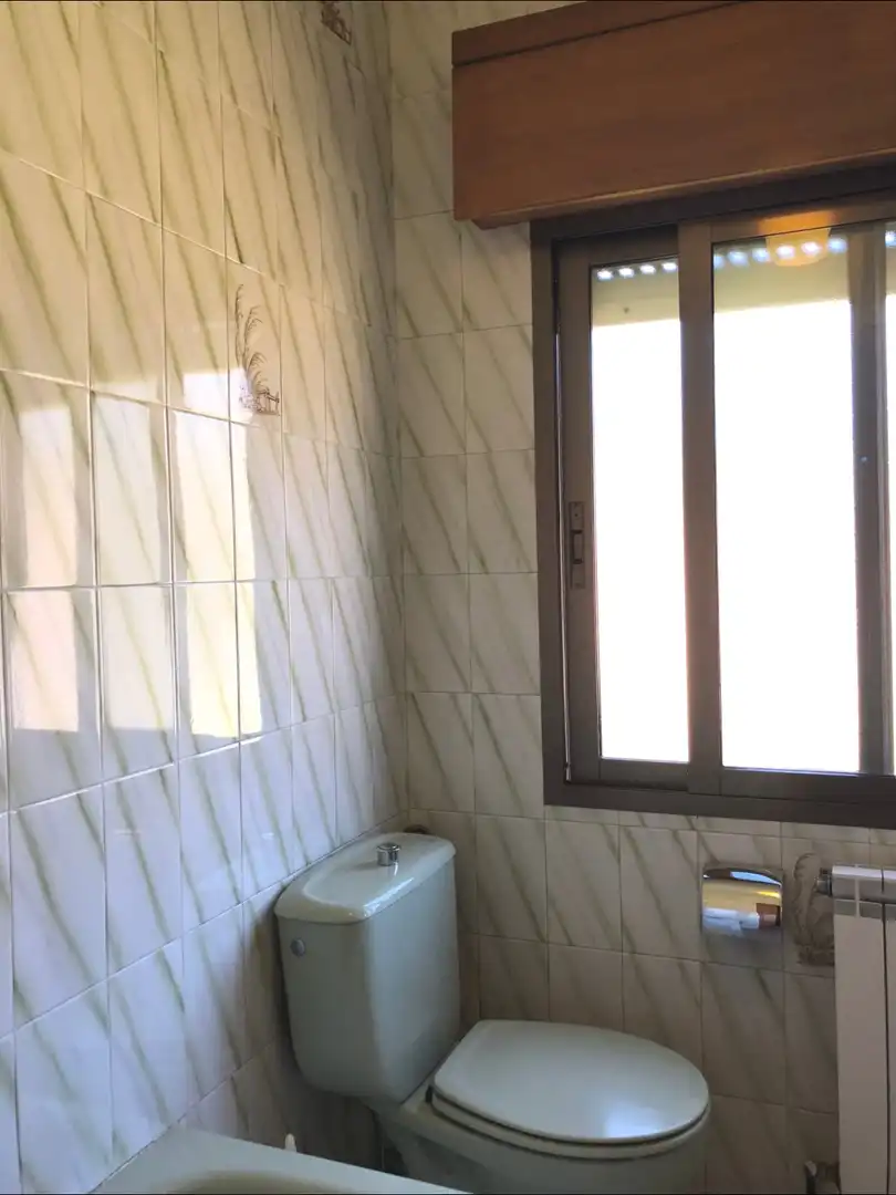 Bany de Casa o xalet en venda en Vega de Valcarce amb Calefacció, Jardí privat i Terrassa