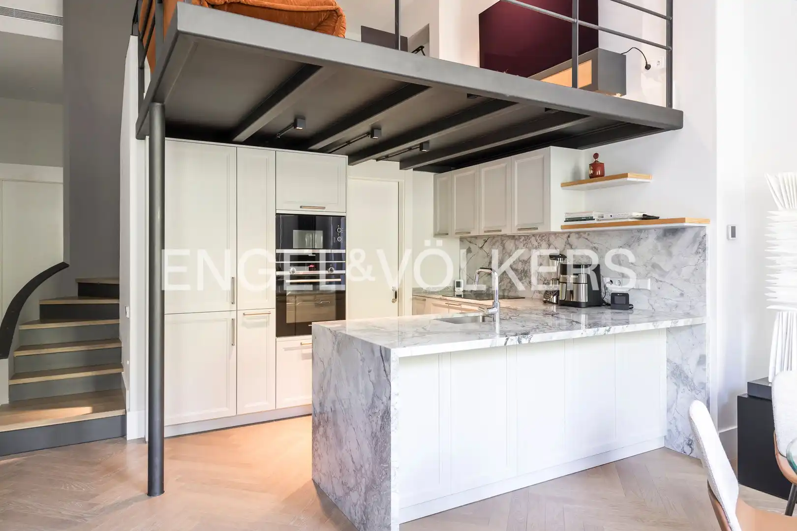 Kitchen of Flat for sale in Madrid  with Air Conditioner, Heating and Storage room