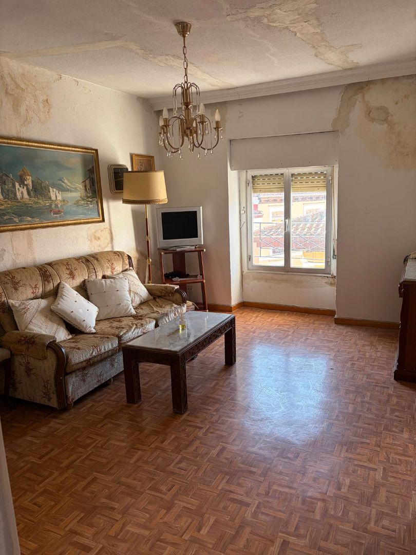 Piso en venta en Calle del Espíritu Santo, Universidad - Malasaña, Centro