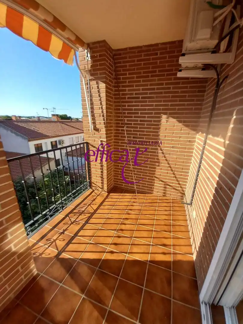 Casa o xalet en venda en Torrijos amb Aire condicionat, Calefacció i Piscina