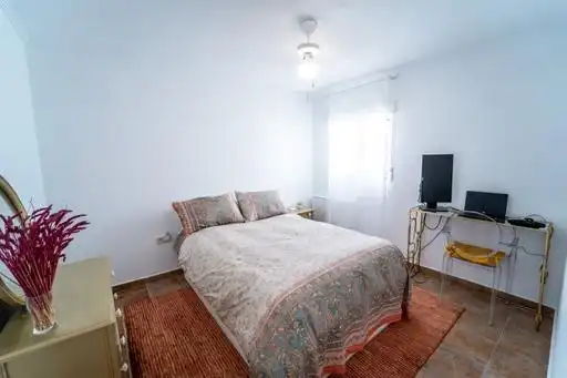 Habitación de Piso de alquiler en Alicante / Alacant con Aire acondicionado, Terraza y Amueblado