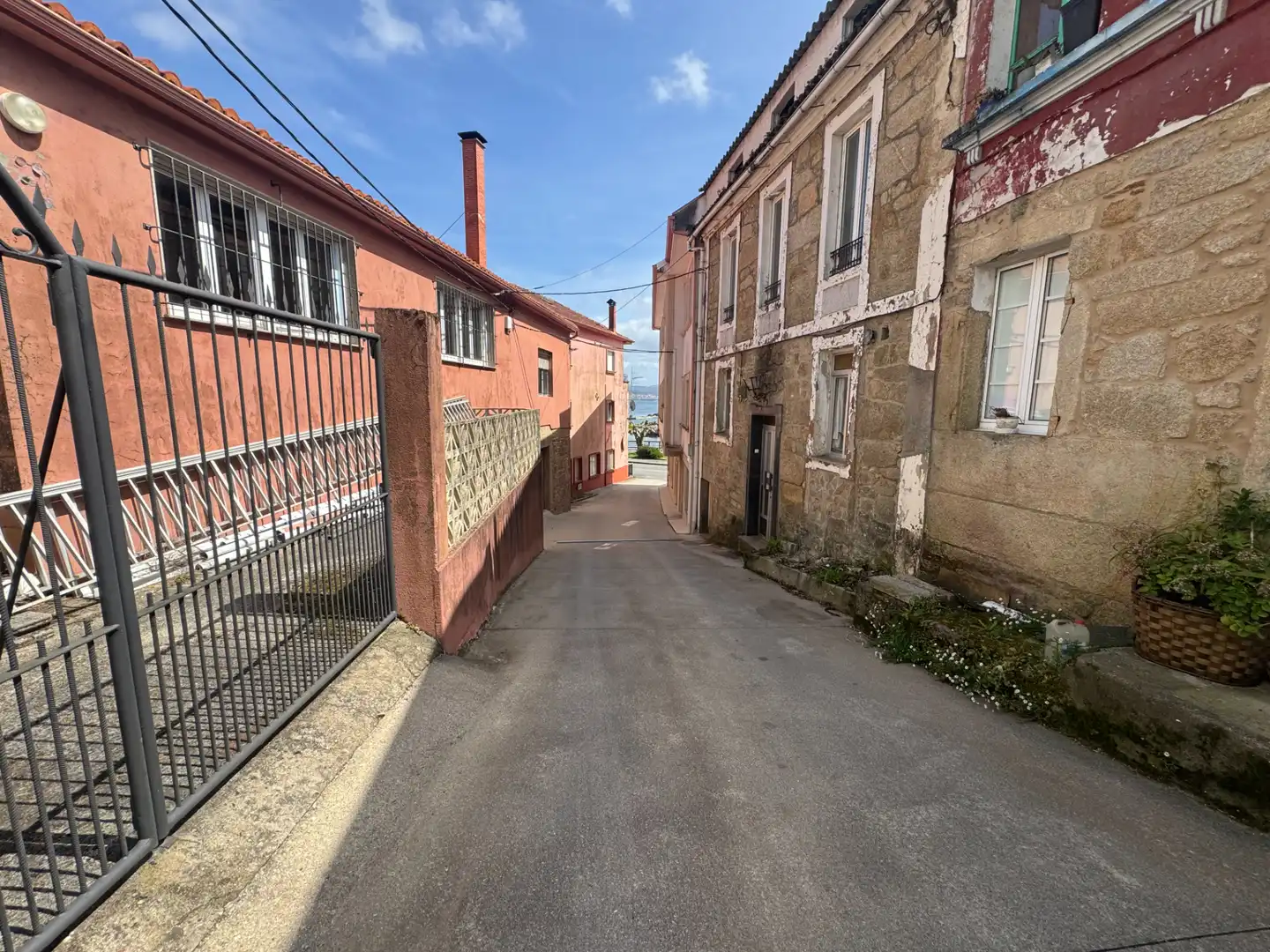 Exterior view of Houses for sale in Outes