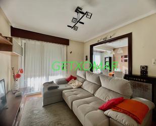 Living room of Apartment for sale in Getxo 