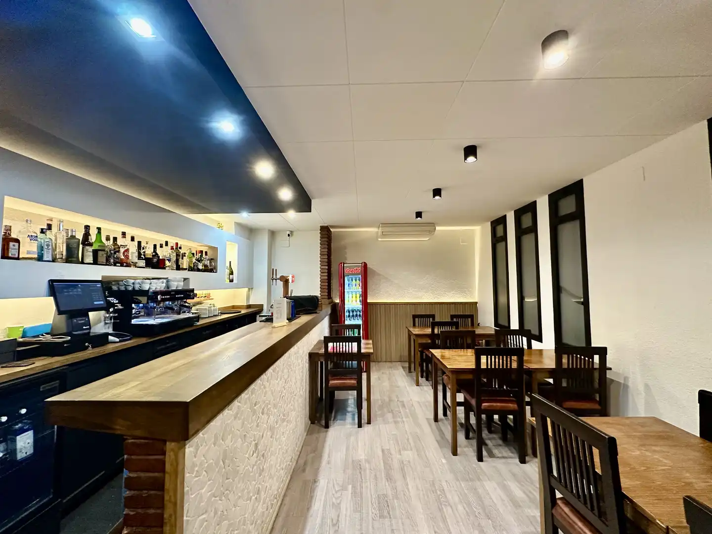 Commercial properties for transfer in Taradell