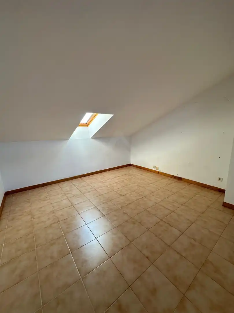 Casa adosada en venda en  Logroño amb Aire condicionat, Calefacció i Parquet