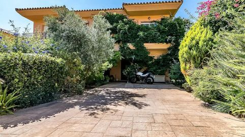 Foto 3 de Casa adosada en venda a Avenida de Los Vientos, 30, Riviera del Sol, Mijas
