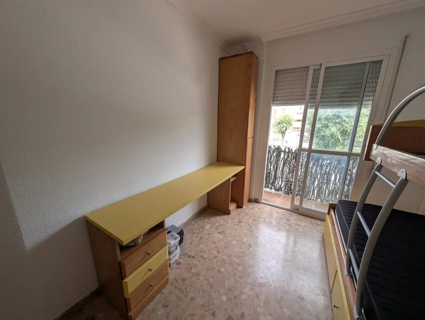 Dormitori de Dúplex de lloguer en Lucena amb Aire condicionat, Calefacció i Terrassa