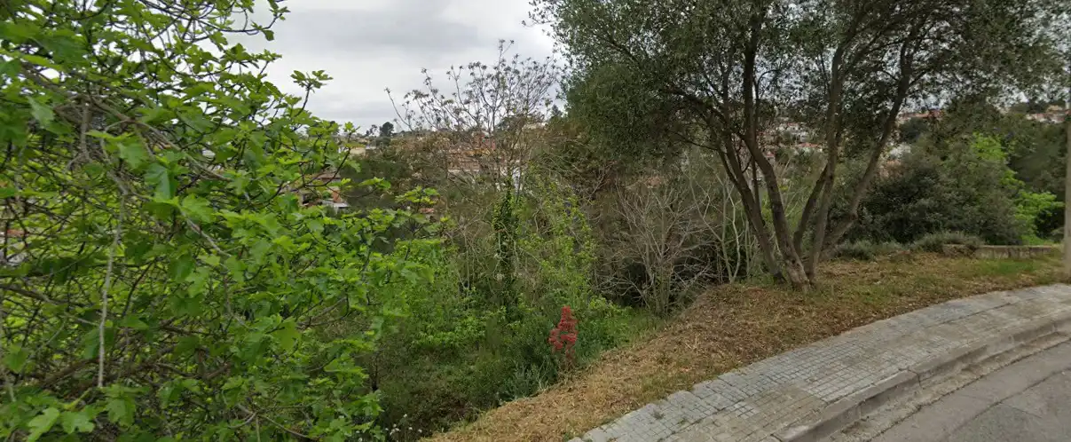 Terreno residencial en venta en Carrer de Hermann Hesse, imagen 2