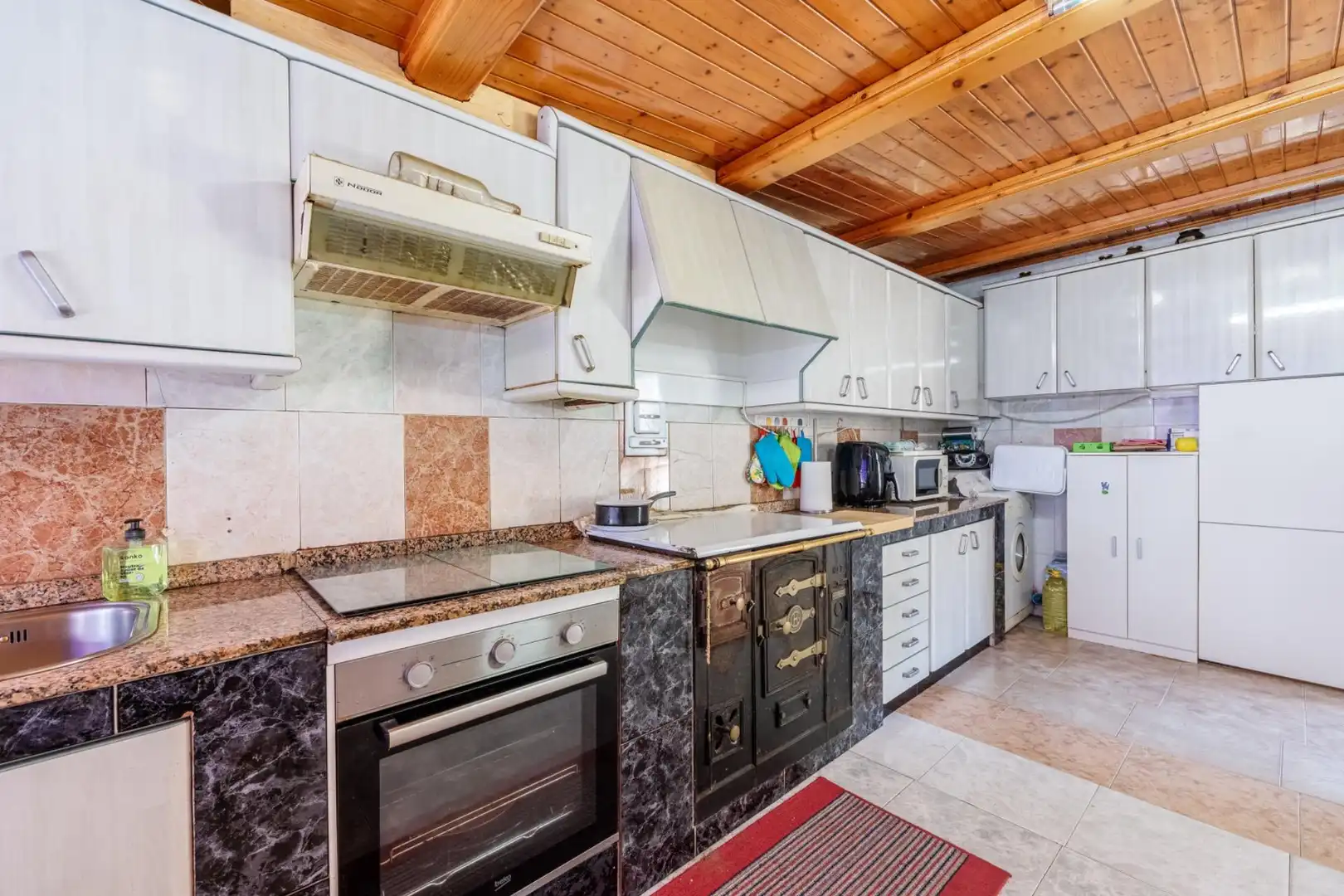 Kitchen of Houses for sale in Vigo   with Heating, Private garden and Terrace