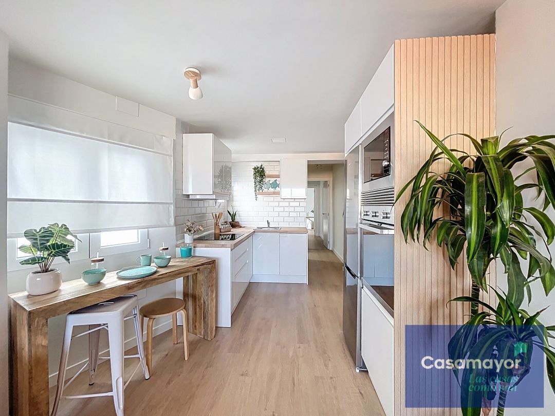 Kitchen of Attic for sale in Alicante / Alacant  with Air Conditioner and Terrace