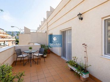 Flat with lift for sale in Almuñecar centro