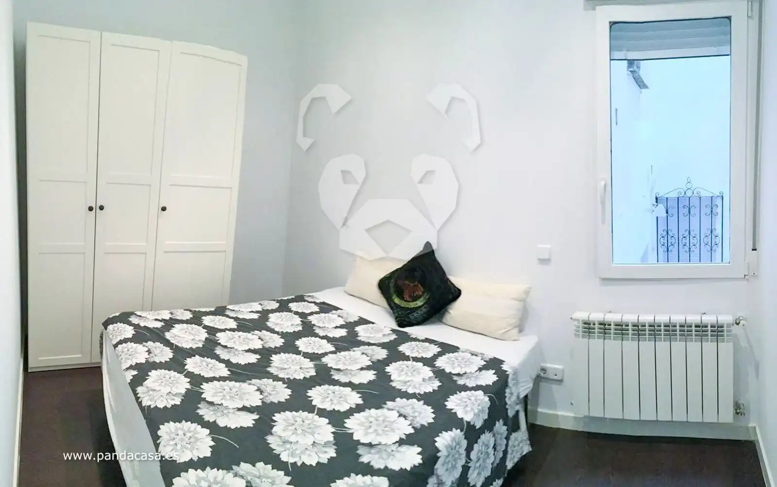 Bedroom of Flat for rent in Madrid  with Air Conditioner, Heating and Terrace