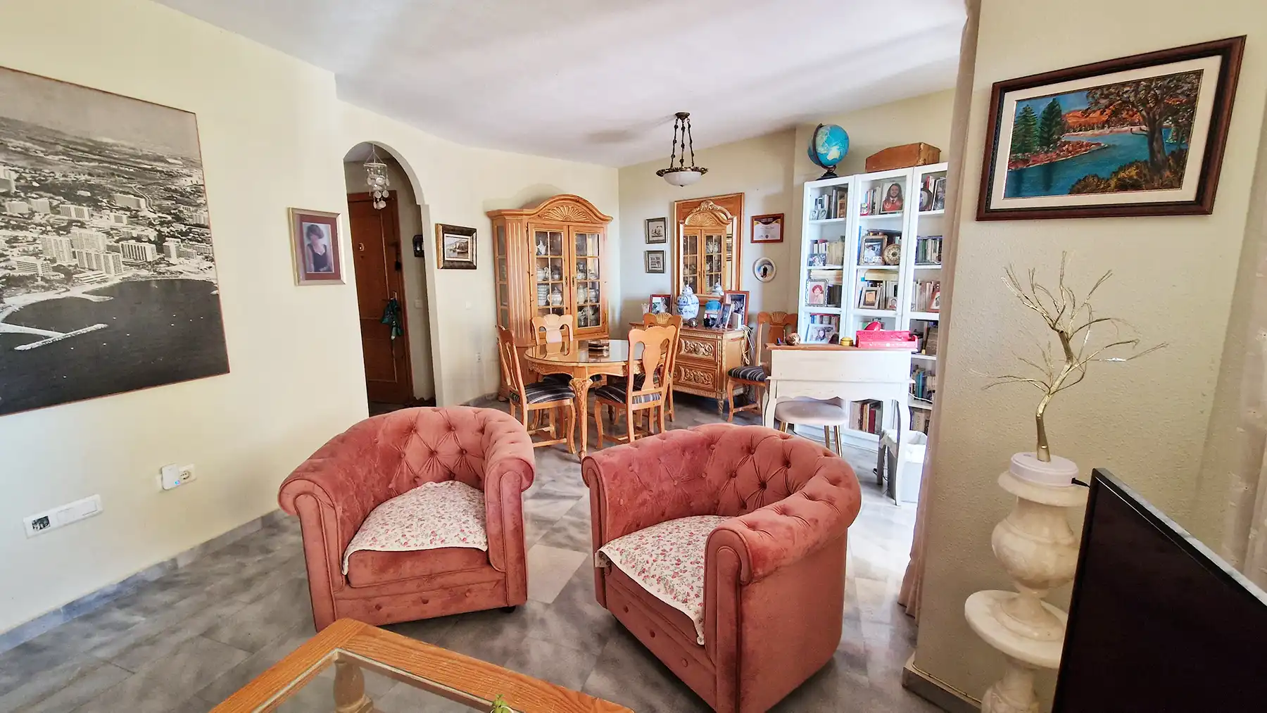 Sala de estar de Piso en venta en Benalmádena con Aire acondicionado, Terraza y Trastero