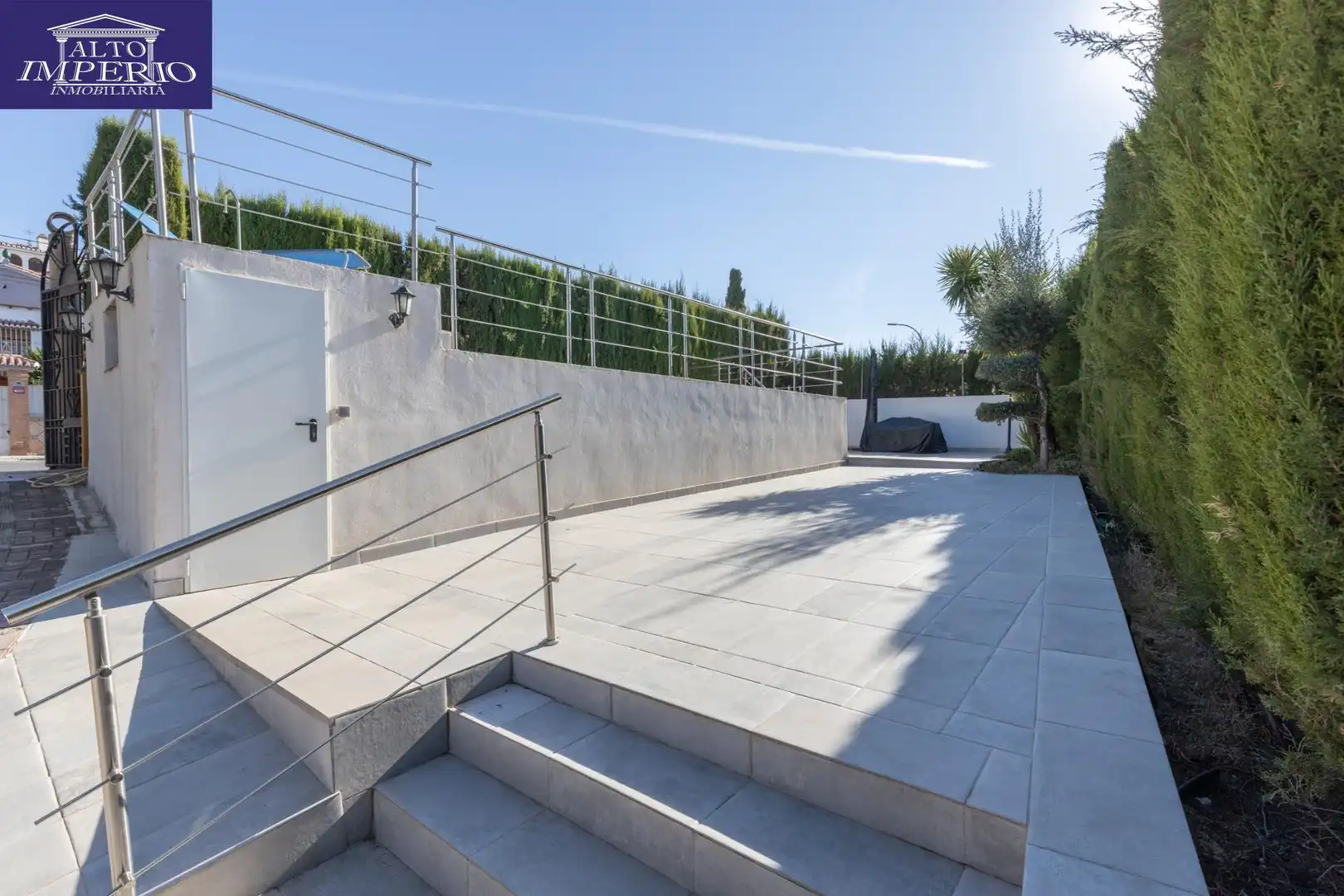 Chalet con terraza en venta en Altos de la Zubia, imagen 5